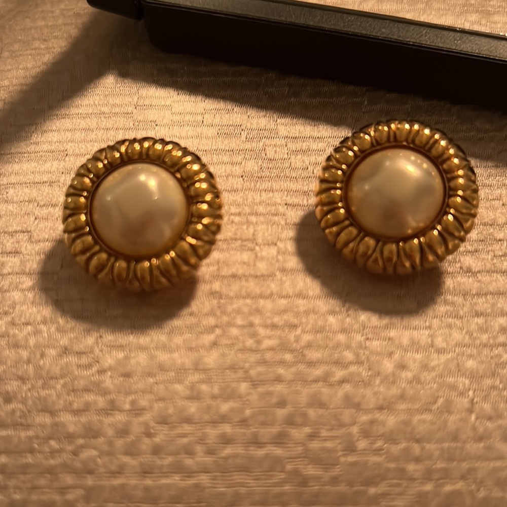 Chanel earrings vintage clip-ons